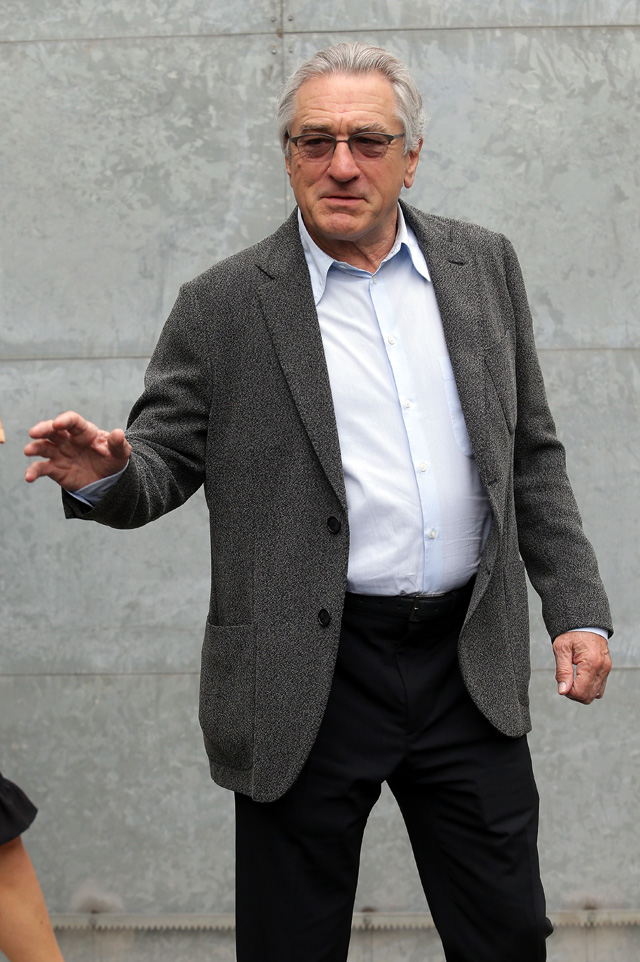 Роберт Де Ниро на показе Giorgio Armani (фото 1)