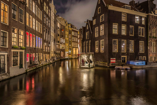 В Амстердаме открылся ежегодный фестиваль света (фото 1)