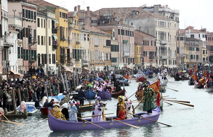 В Венеции начался карнавал (фото 2)