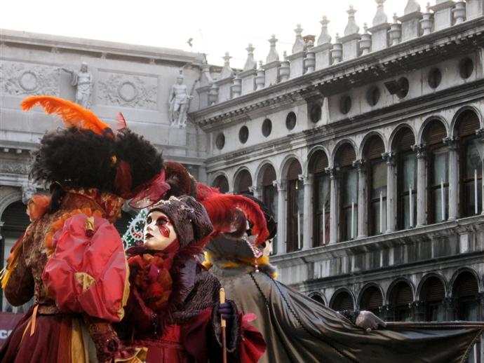 В Венеции начался карнавал (фото 1)