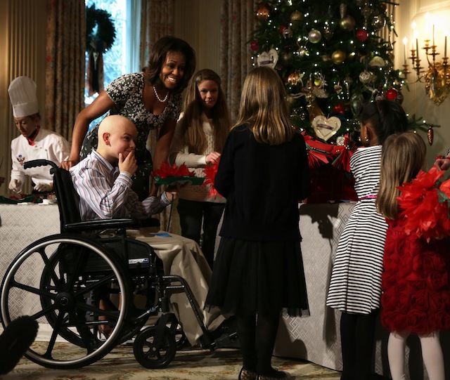 Рождественская экскурсия по Белому дому с Мишель Обама (фото 2)