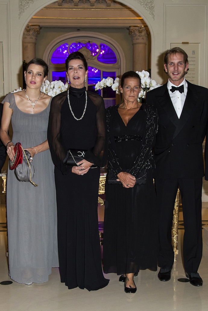 Шарлотта Казираги, принцесса Каролина, принцесса Стефания и Андреа Казираги