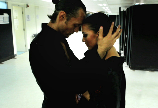Кадр из фильма "Танцор" (Ballroom Dancer) Кристиана Банке и Андреаса Койфэда