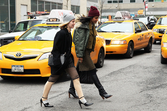Неделя моды в Нью-Йорке. Streetstyle. Часть 3 (фото 1)