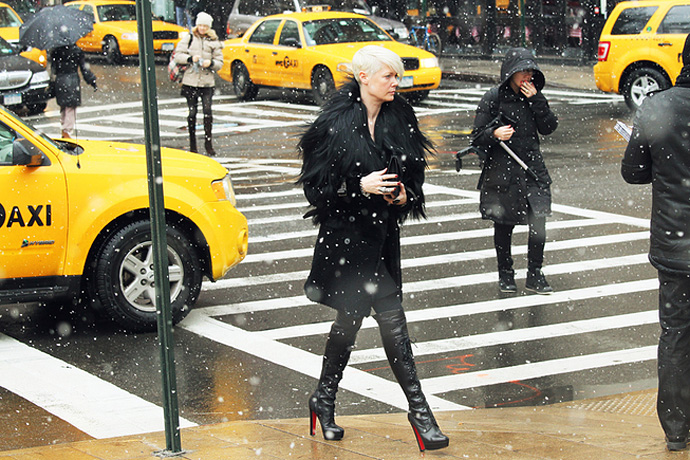 Неделя моды в Нью-Йорке. Streetstyle. Часть 3 (фото 10)