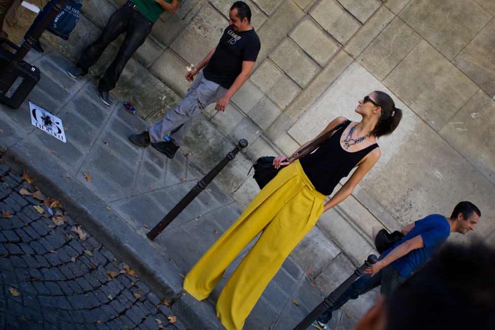 Неделя моды в Париже. Streetstyle. Часть 1 (фото 29)