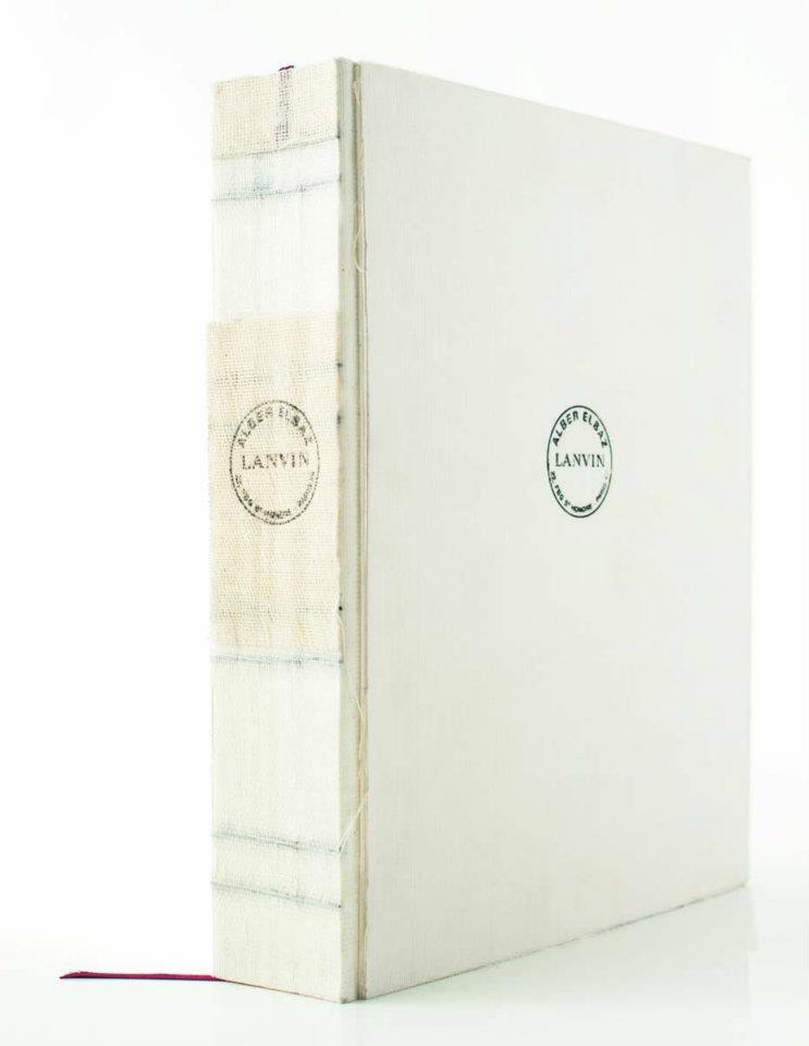 420254 10150669863746940 26503416939 9318562 1972921046 n jpg 1331726810 Por dentro do livro que comemora os dez anos de Alber Elbaz na Lanvin !