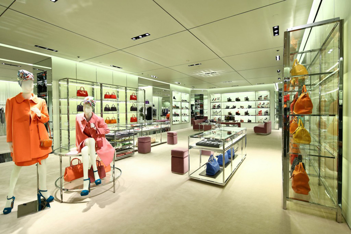 В китайском городе Тайюань откроет свои двери первый магазин Prada. Архитектор Роберто Бачоччи, который отвечал за