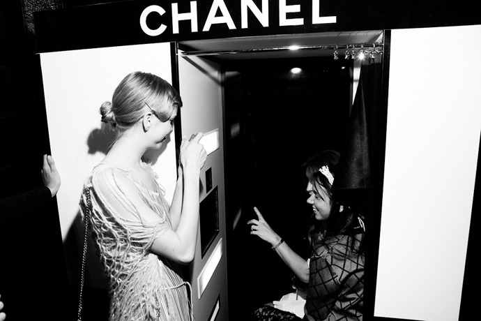 Летний коктейль в Chanel Beauty Boutique (фото 31)