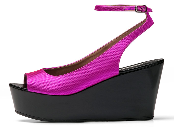 Летняя обувь на танкетке, Buro 24/7