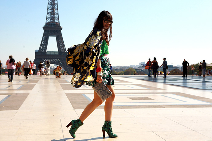 Неделя моды в Париже. Streetstyle. Часть 1 (фото 22)
