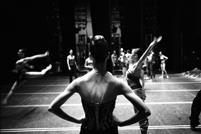 Айрис ван Херпен о костюмах для NYC Ballet (фото 3)
