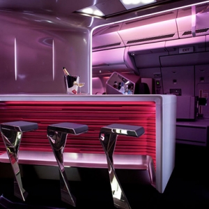 Барные стойки на борту самолетов Virgin Atlantic бьют \"небесные\" рекорды