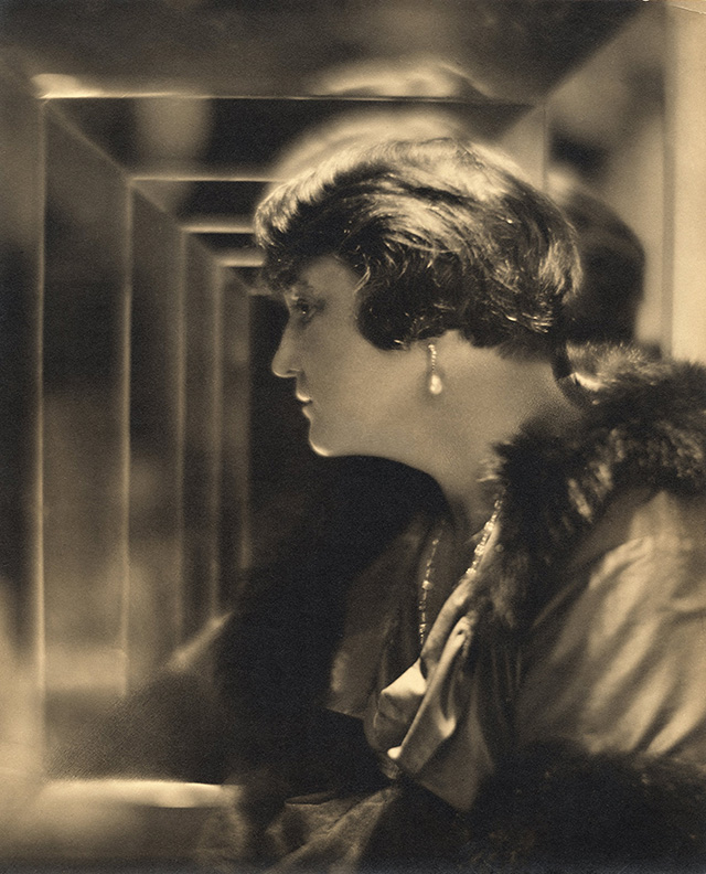 Портрет Миси, около 1920-1925