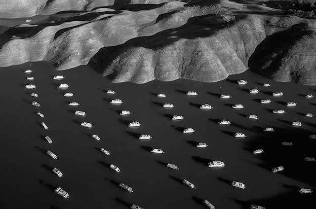 Томас Ван Хаутрив. "Американские беспилотники". 25 ноября