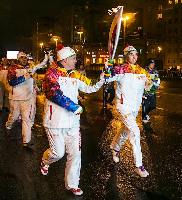 Второй день московской эстафеты Олимпийского огня