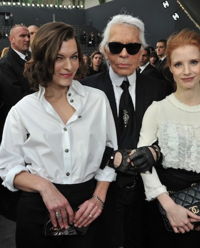 Неделя моды в Париже: гости показа Chanel