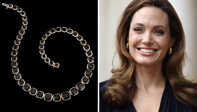 Анджелина Джоли создала коллекцию украшений