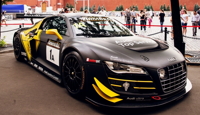 Выставка Audi Motorsport в ГУМе
