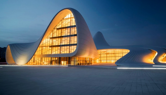 Сразу две награды для нового здания Захи Хадид в Баку