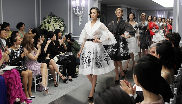 Показ Dior вновь пройдет в Шанхае