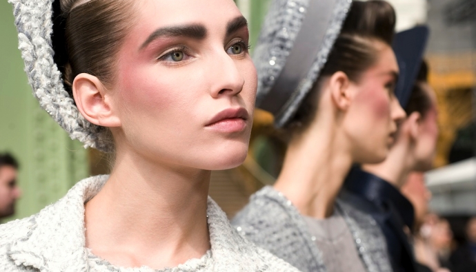 Мастер-класс: макияж с показа Chanel Couture