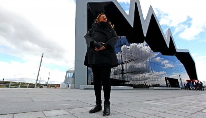 Заха Хадид откроет дизайн-галерею в Лондоне
