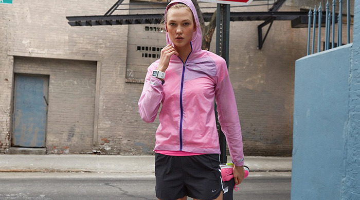 Карли Клосс стала лицом новой коллекции Nike