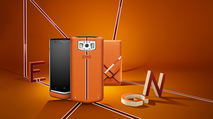Vertu Monogram: новый сервис персонализации смартфонов