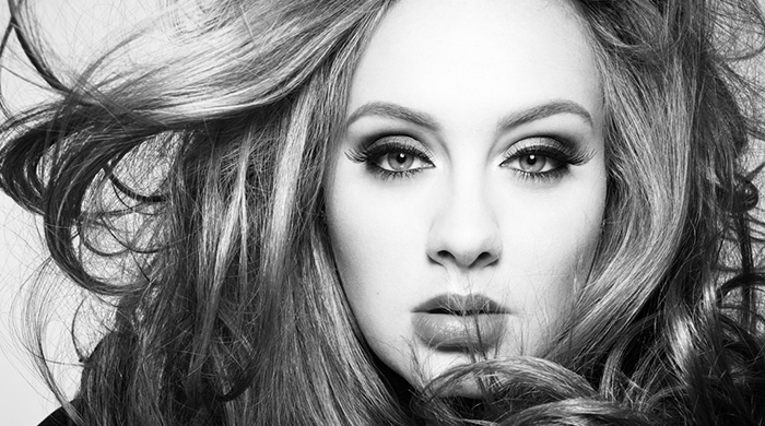 Адель возобновляет музыкальную карьеру