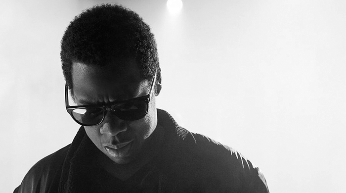 Интерн рекорд-лейбла Jay-Z украл песни рэпера