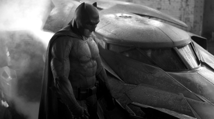 Первый кадр с Беном Аффлеком в образе Бэтмена