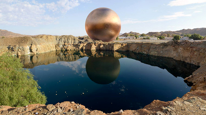 Медные шары в пейзажах Южной Африки