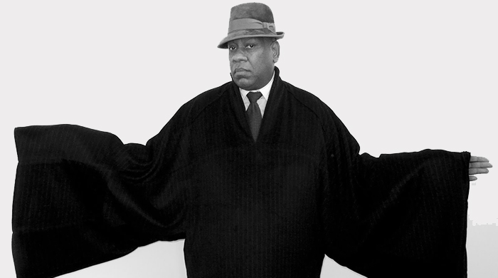 Андре Леон Телли собрал чемоданы на свадьбу Ким и Канье