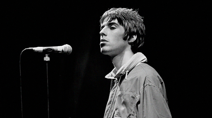 Oasis представили акустическую версию композиции She's Electric