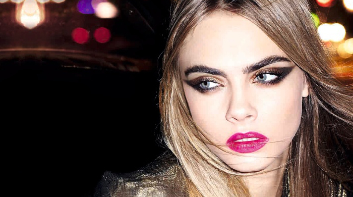 Кара Делевинь в рождественской съемки YSL