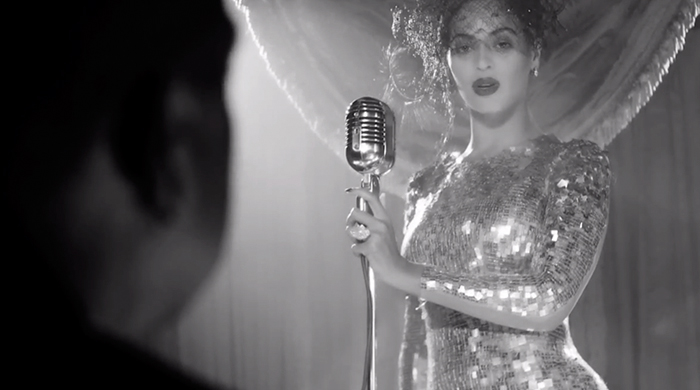 Бейонсе исполнила кавер на Bang Bang Нэнси Синатры