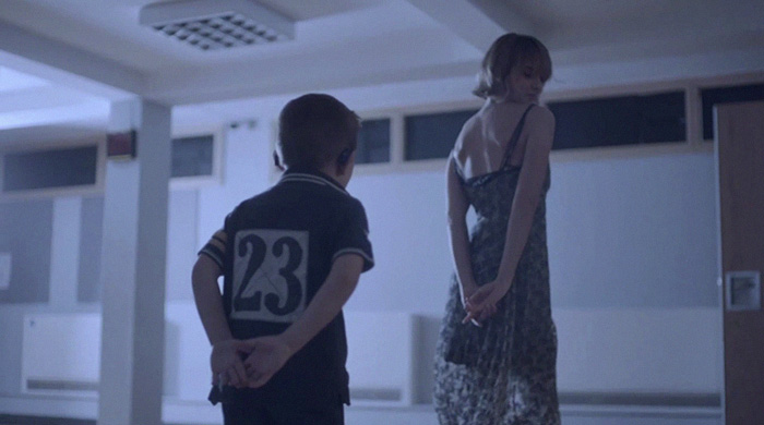 Глухие танцоры в новом видео Jamie XX