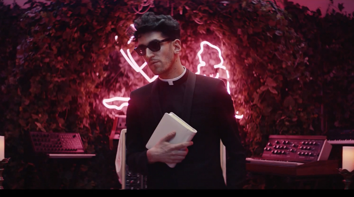 Chromeo сняли новый клип в часовне