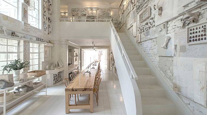 10000 костей в ресторане Hueso, Мексика