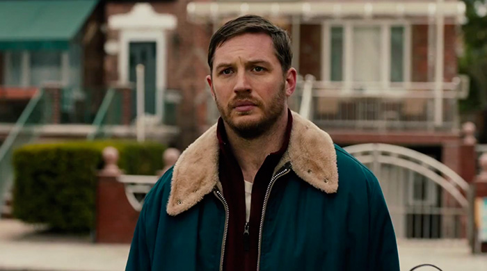 Том Харди и Джеймс Гандольфини в криминальной драме "Подставное лицо"