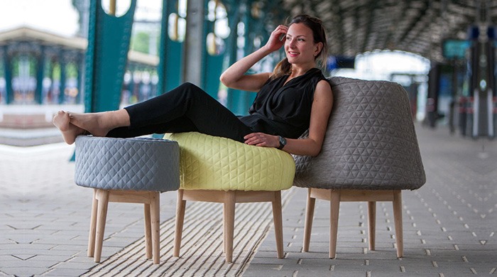 Вероника Баер представила "подпрыгивающие" стулья Bounce