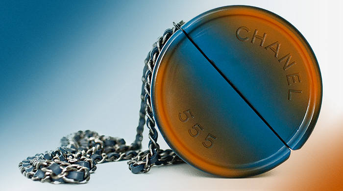 Объект желания: сумка-канистра Chanel