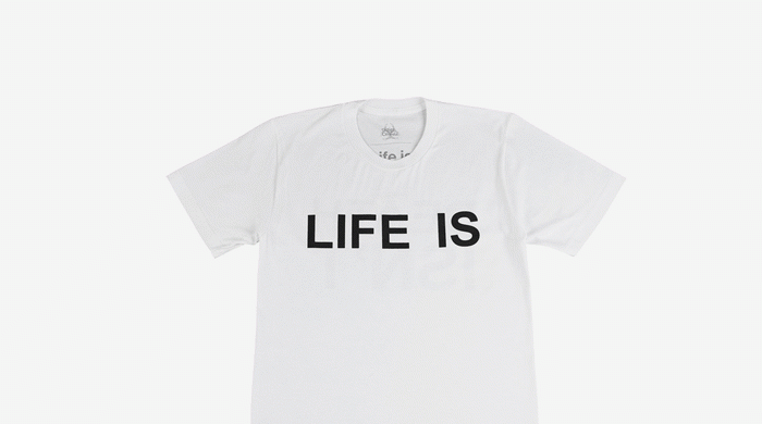 10 лучших: футболки с надписями