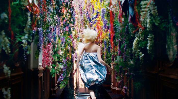 Тизер к фильму Dior Addict с Сашей Лусс