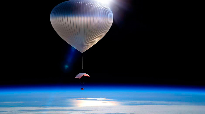 В 2016 году World View Enterprises доставят первых туристов в космос