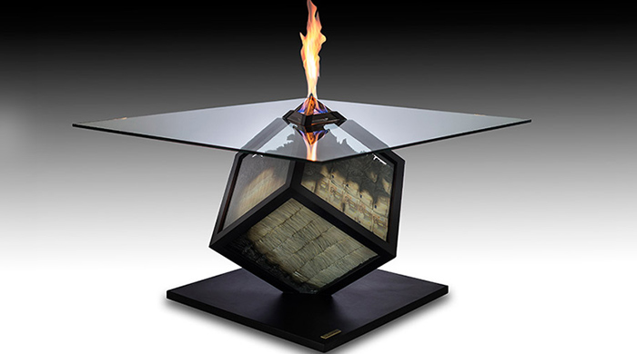 Стол с горящими купюрами, или Страшный сон Евросоюза