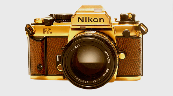 Пленочная камера Nikon FA из чистого золота