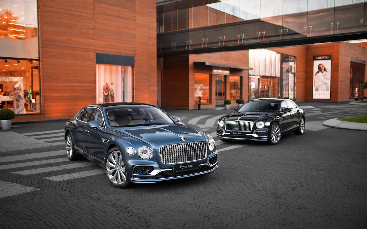 В Москве появился новый автомобиль Bentley Flying Spur (фото 1)