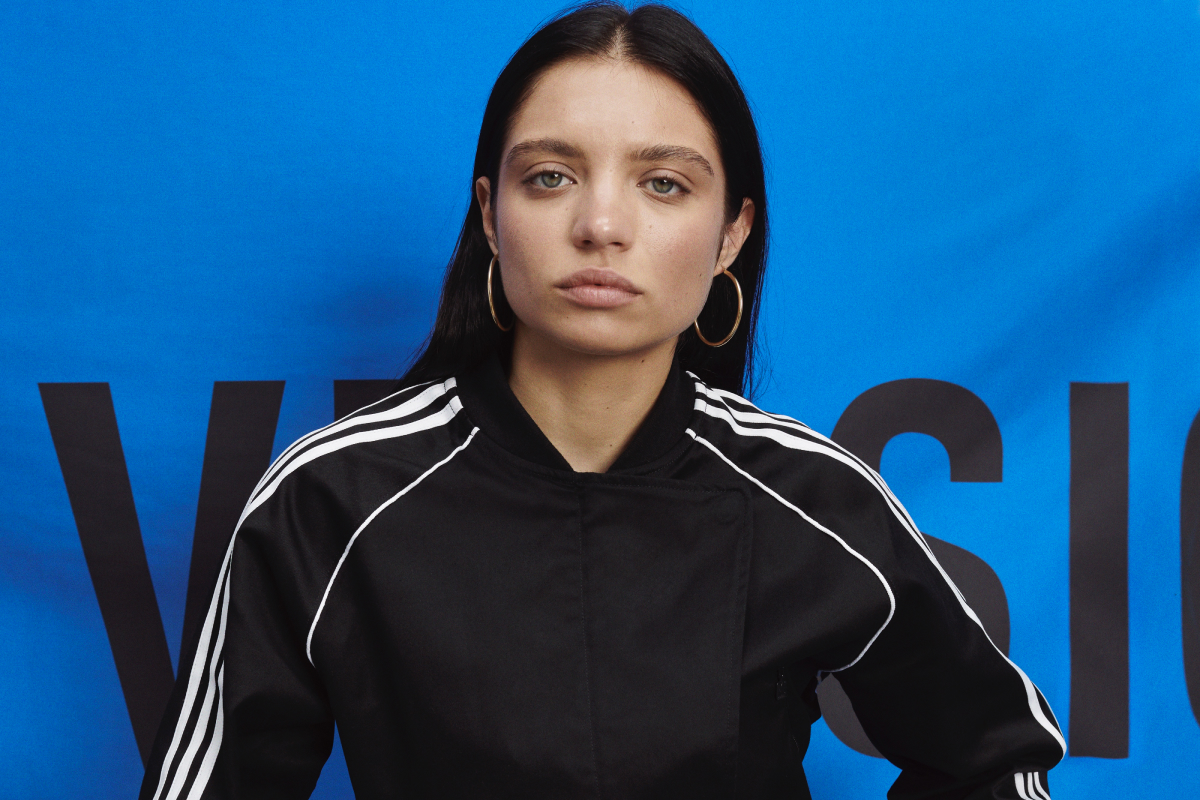 adidas Originals переосмыслил свои архивы в новой коллекции Blue Version (фото 11)